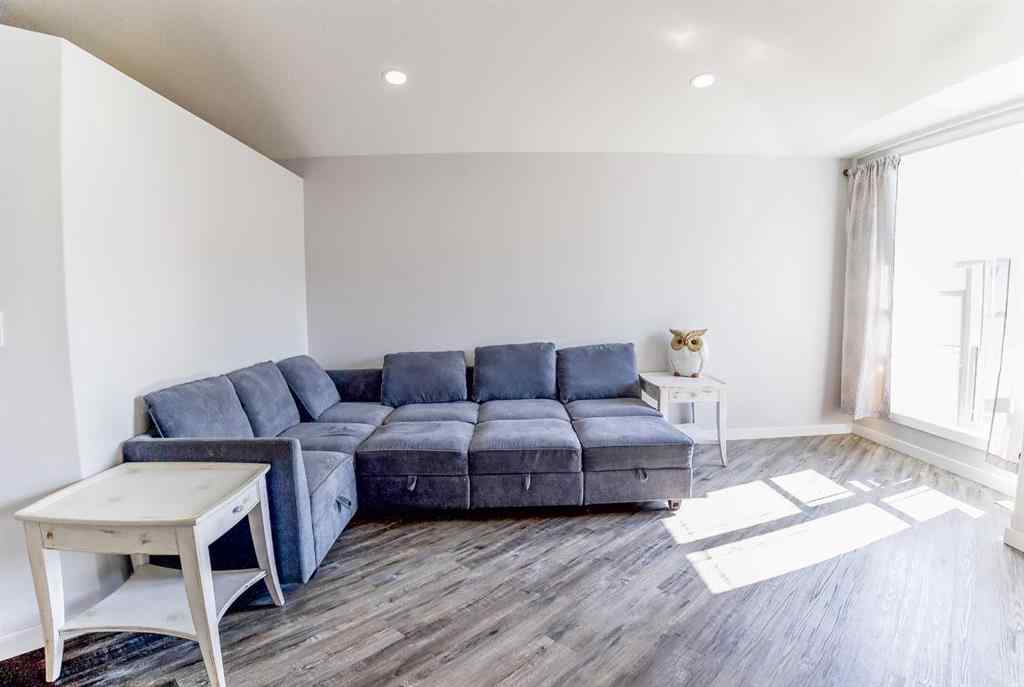MLS® A2258803 - 205 Jennings Crescent  in Johnstone Crossing Red Deer, Residential