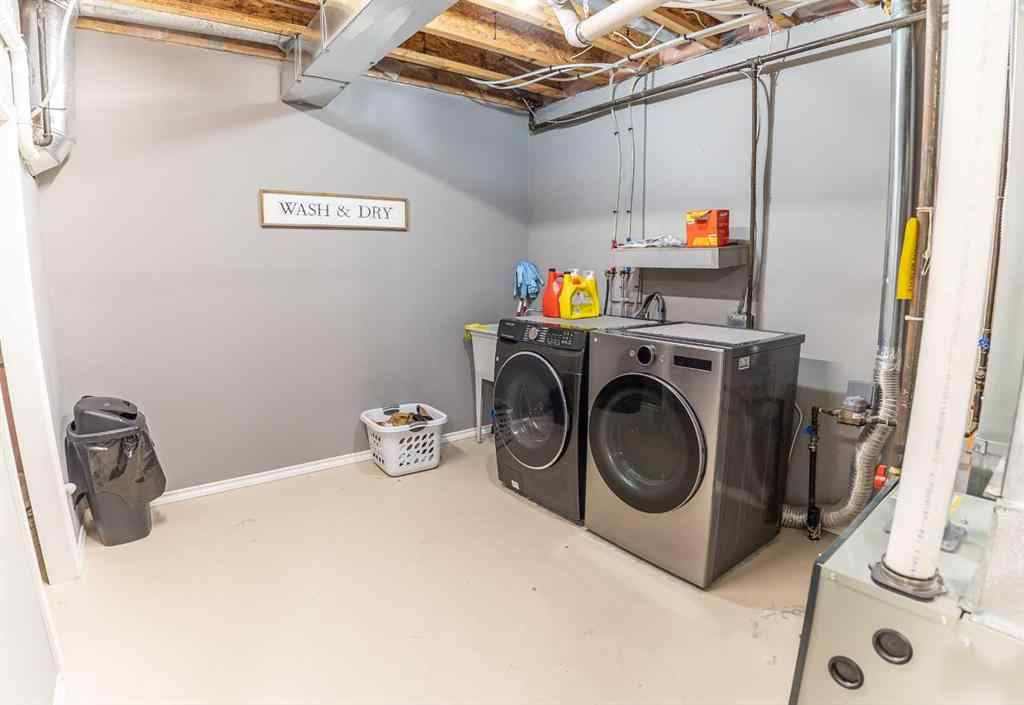 MLS® A2258803 - 205 Jennings Crescent  in Johnstone Crossing Red Deer, Residential