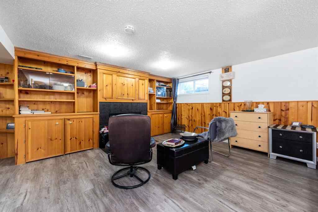 MLS® A2258804 - 207 Fallswater Road NE in Falconridge Calgary, Residential