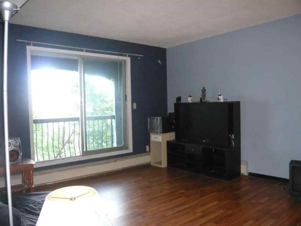 MLS® A2258805 - Unit #b1-312 2410 14 Street SW in Upper Mount Royal Calgary, Multi-Family