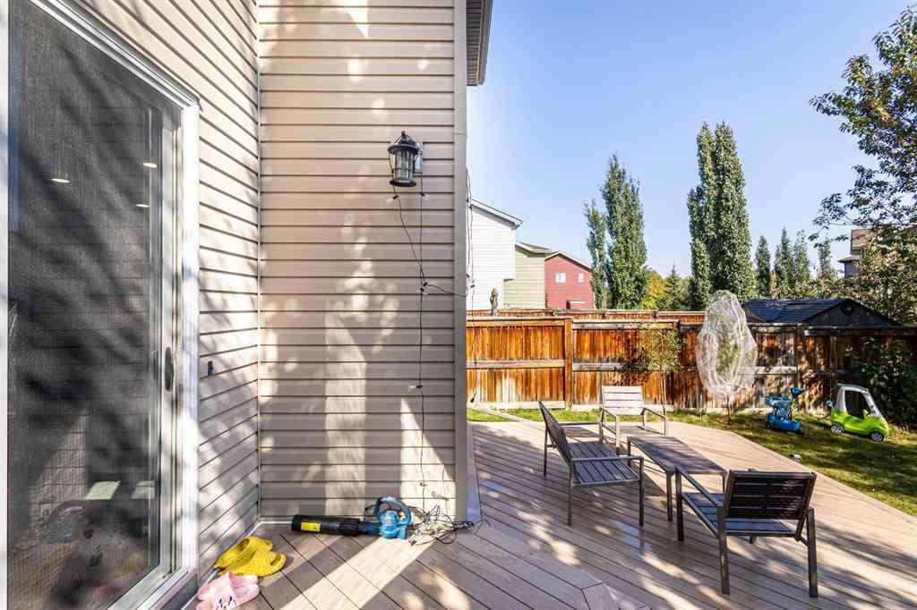 MLS® A2258811 - 36 Aspen Hills Close SW in Aspen Woods Calgary, Residential