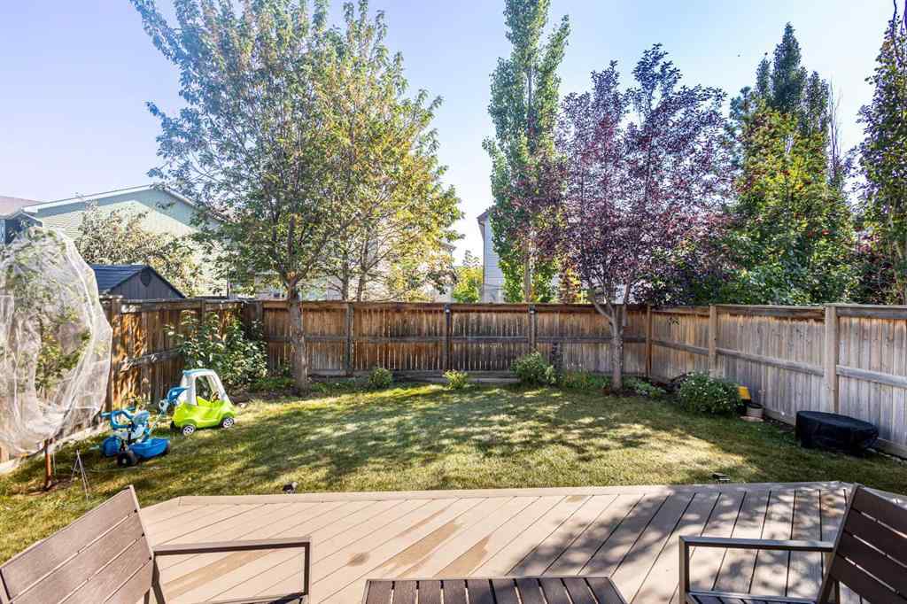 MLS® A2258811 - 36 Aspen Hills Close SW in Aspen Woods Calgary, Residential