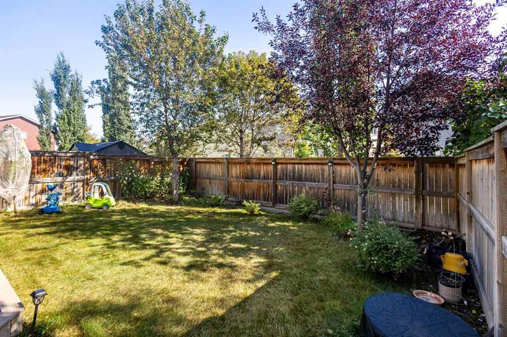 MLS® A2258811 - 36 Aspen Hills Close SW in Aspen Woods Calgary, Residential