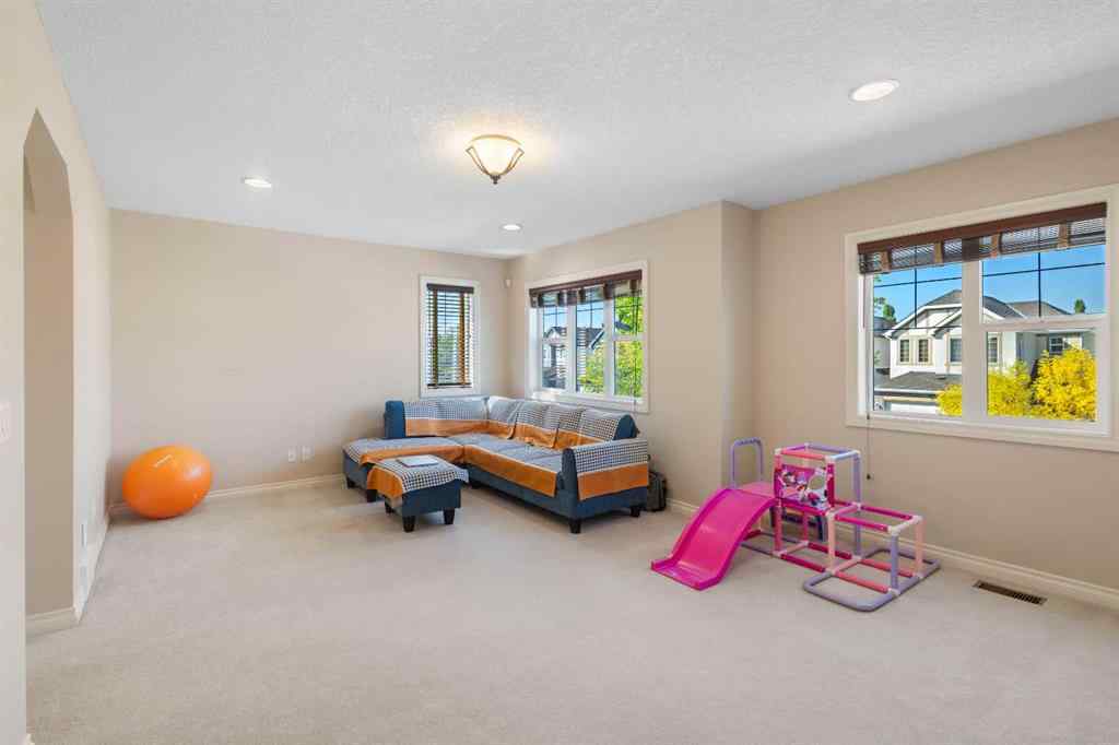 MLS® A2258811 - 36 Aspen Hills Close SW in Aspen Woods Calgary, Residential