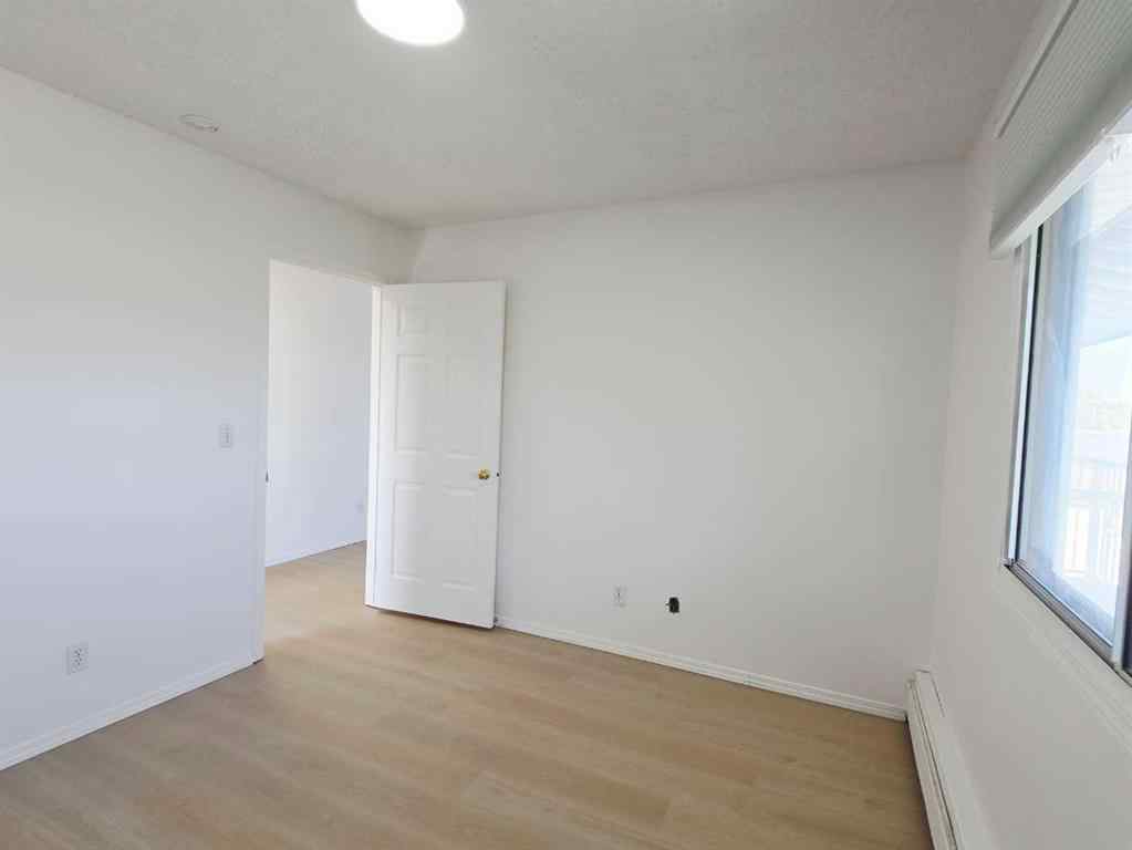 MLS® A2258812 - Unit #302 6825 Centre Street NW in Huntington Hills Calgary, Residential