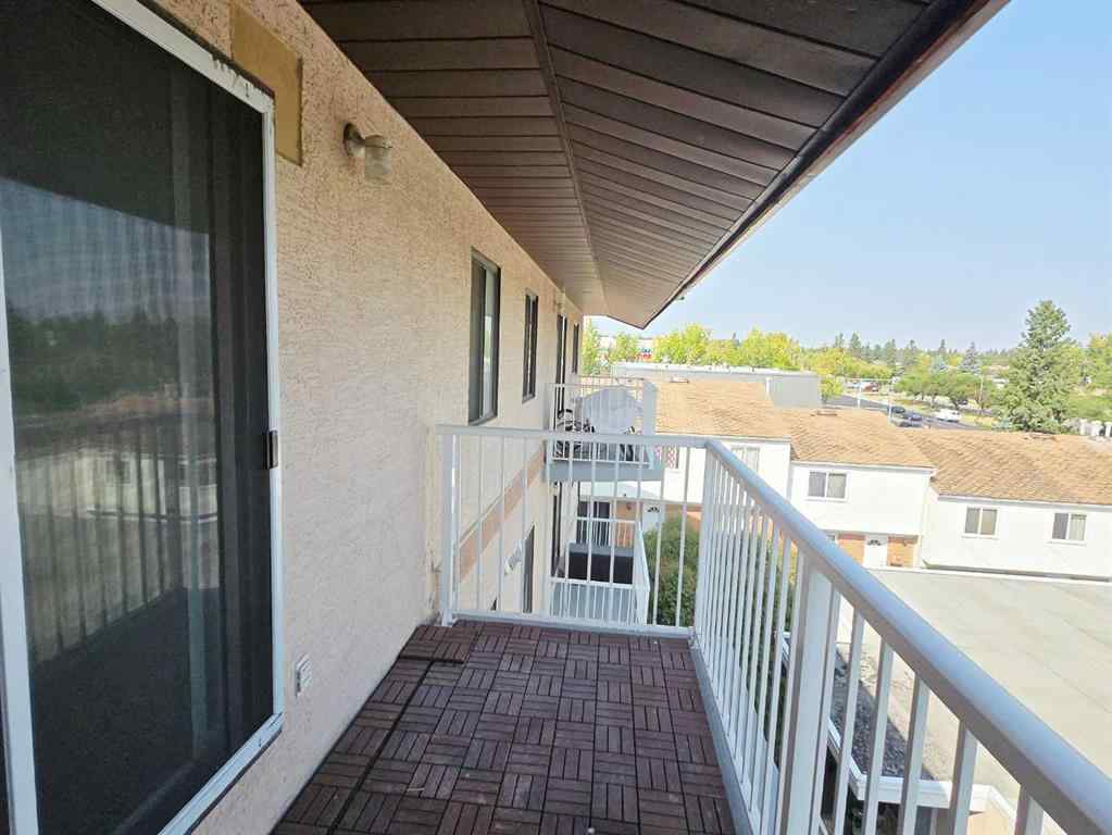 MLS® A2258812 - Unit #302 6825 Centre Street NW in Huntington Hills Calgary, Residential