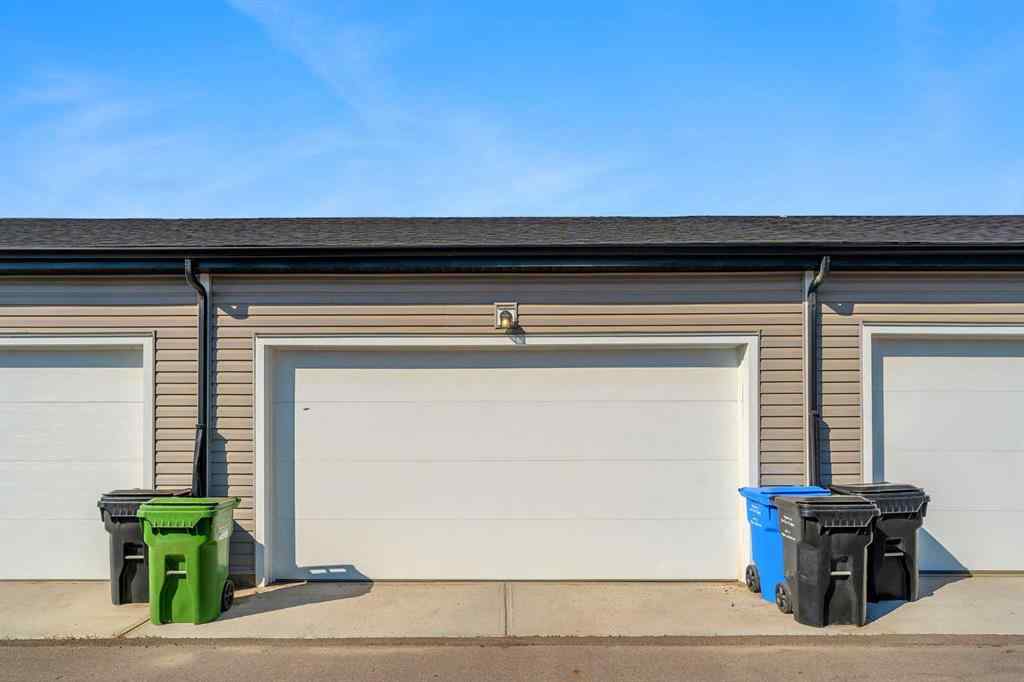 MLS® A2258813 - 72 Creekside Boulevard SW in Pine Creek Calgary, Residential