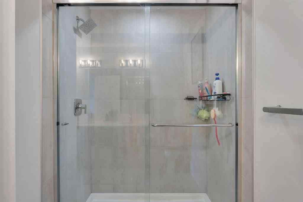 MLS® A2258813 - 72 Creekside Boulevard SW in Pine Creek Calgary, Residential