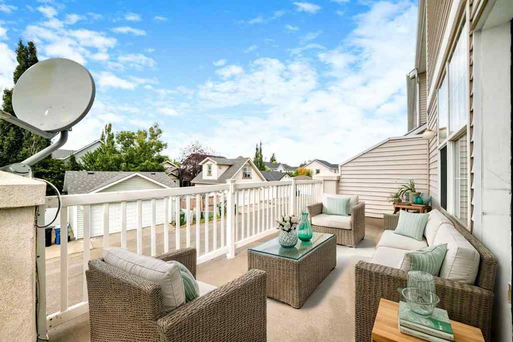 MLS® A2258816 - 84 Inverness Square SE in McKenzie Towne Calgary, Residential