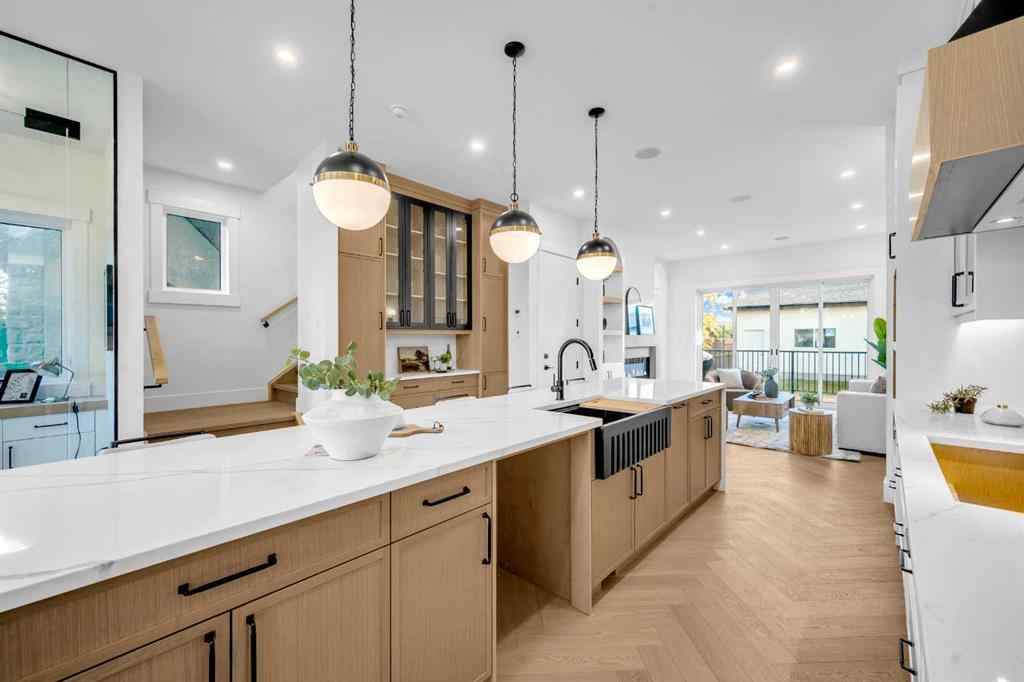 MLS® A2258817 - 2019 21 Avenue NW in Banff Trail Calgary, Residential