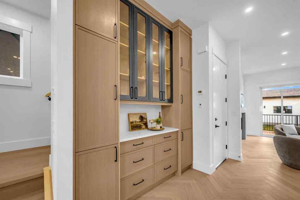 MLS® A2258817 - 2019 21 Avenue NW in Banff Trail Calgary, Residential