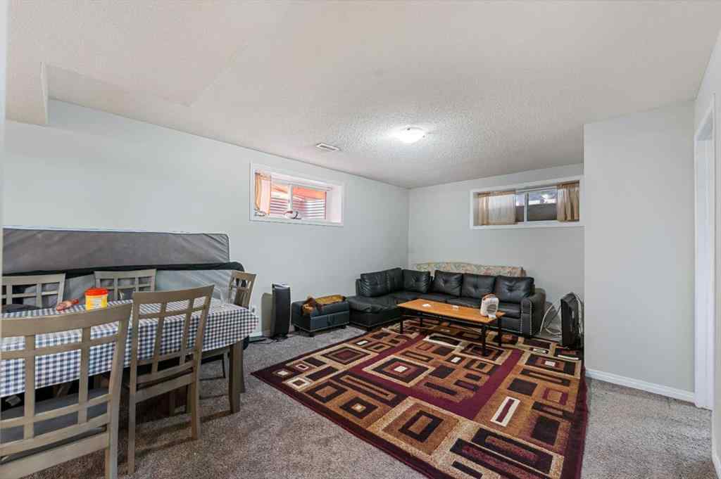 MLS® A2258818 - 17 Saddlecrest Crescent NE in Saddle Ridge Calgary, Residential