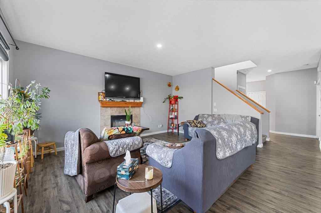 MLS® A2258818 - 17 Saddlecrest Crescent NE in Saddle Ridge Calgary, Residential