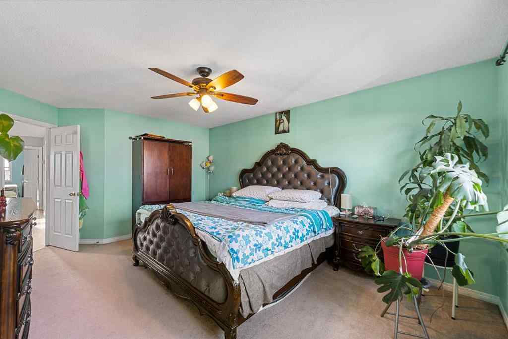 MLS® A2258818 - 17 Saddlecrest Crescent NE in Saddle Ridge Calgary, Residential