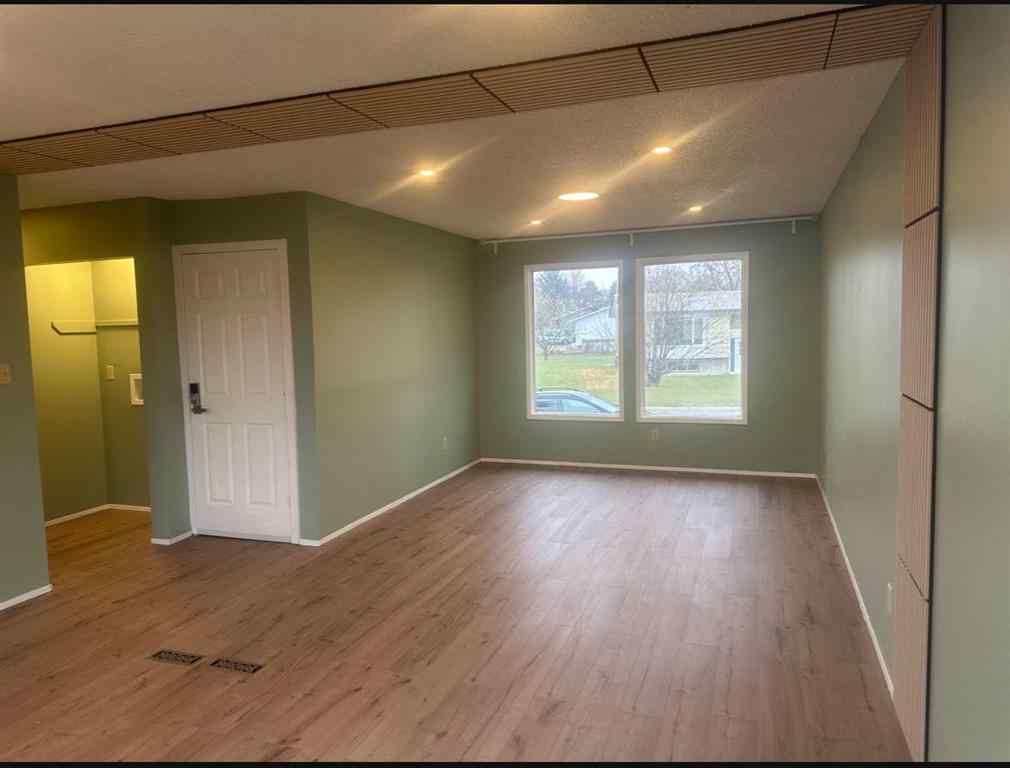 MLS® A2258823 - 52 Wildrose Crescent W in Sunnylea Brooks, Residential