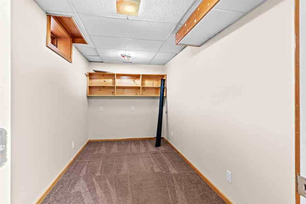MLS® A2258825 - 212 Queen Anne Road SE in Queensland Calgary, Residential