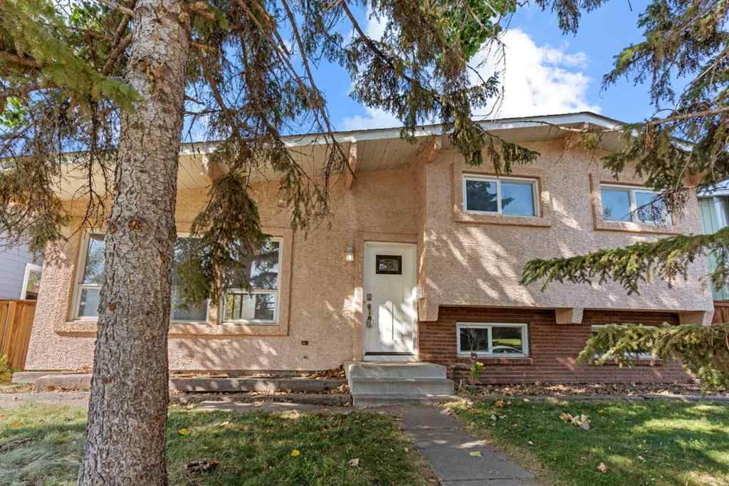 MLS® A2258825 - 212 Queen Anne Road SE in Queensland Calgary, Residential