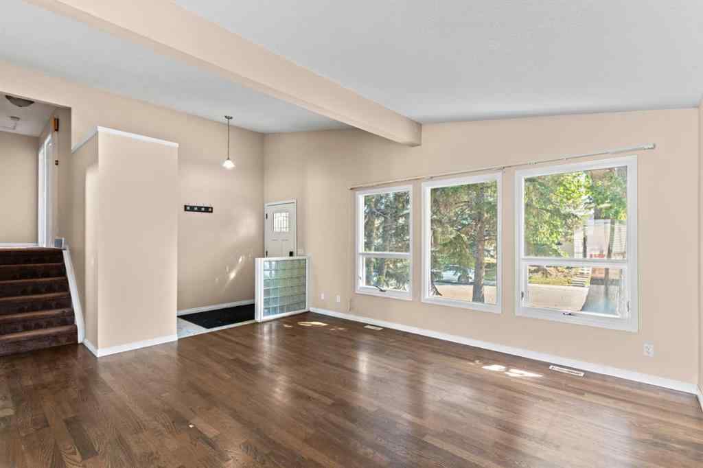 MLS® A2258825 - 212 Queen Anne Road SE in Queensland Calgary, Residential