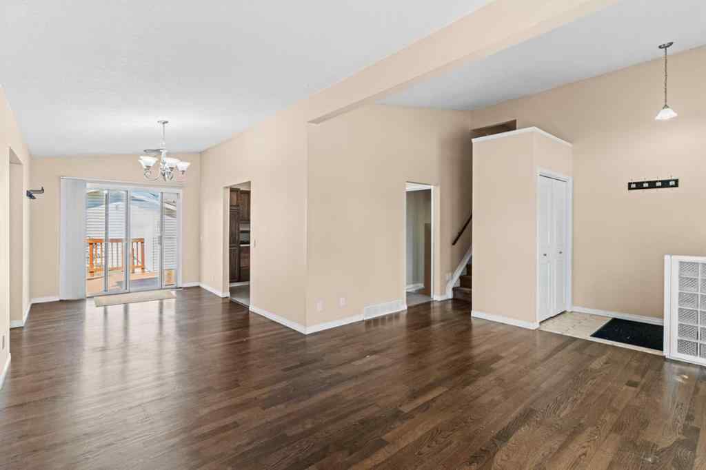MLS® A2258825 - 212 Queen Anne Road SE in Queensland Calgary, Residential