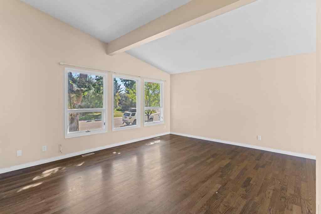 MLS® A2258825 - 212 Queen Anne Road SE in Queensland Calgary, Residential