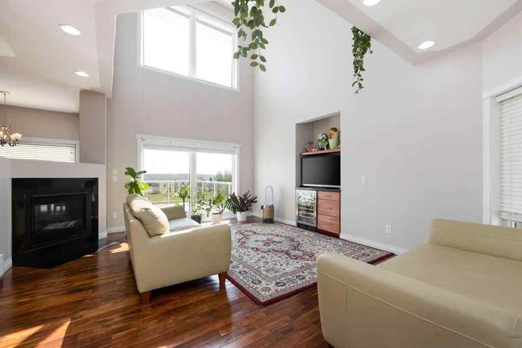 MLS® A2258826 - 121 Gravelstone Way  in Stonecreek Fort McMurray, Residential