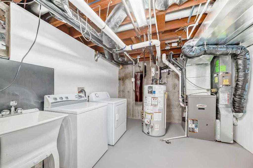 MLS® A2258828 - 3824 Brooklyn Crescent NW in Brentwood Calgary, Residential