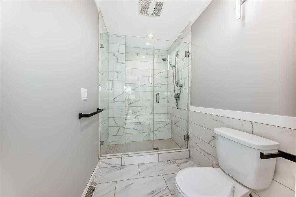 MLS® A2258828 - 3824 Brooklyn Crescent NW in Brentwood Calgary, Residential