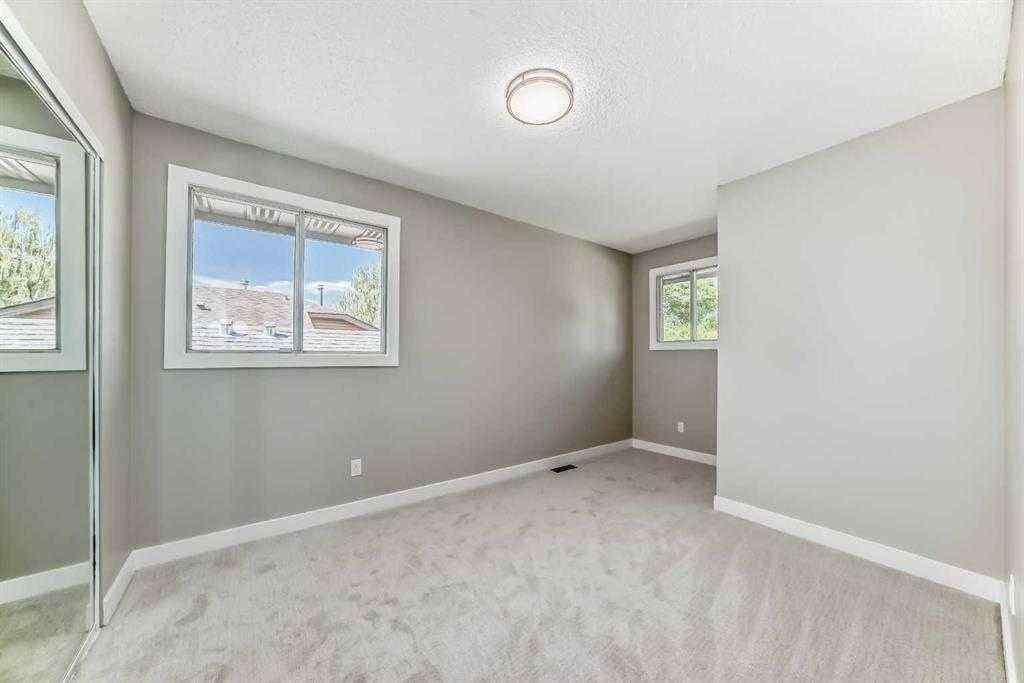 MLS® A2258828 - 3824 Brooklyn Crescent NW in Brentwood Calgary, Residential