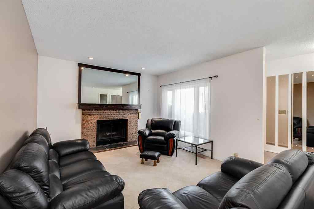 MLS® A2258834 - 251 Pineland Place NE in Pineridge Calgary, Residential
