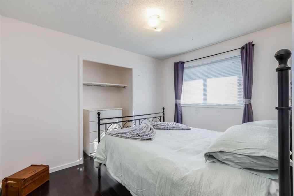MLS® A2258834 - 251 Pineland Place NE in Pineridge Calgary, Residential