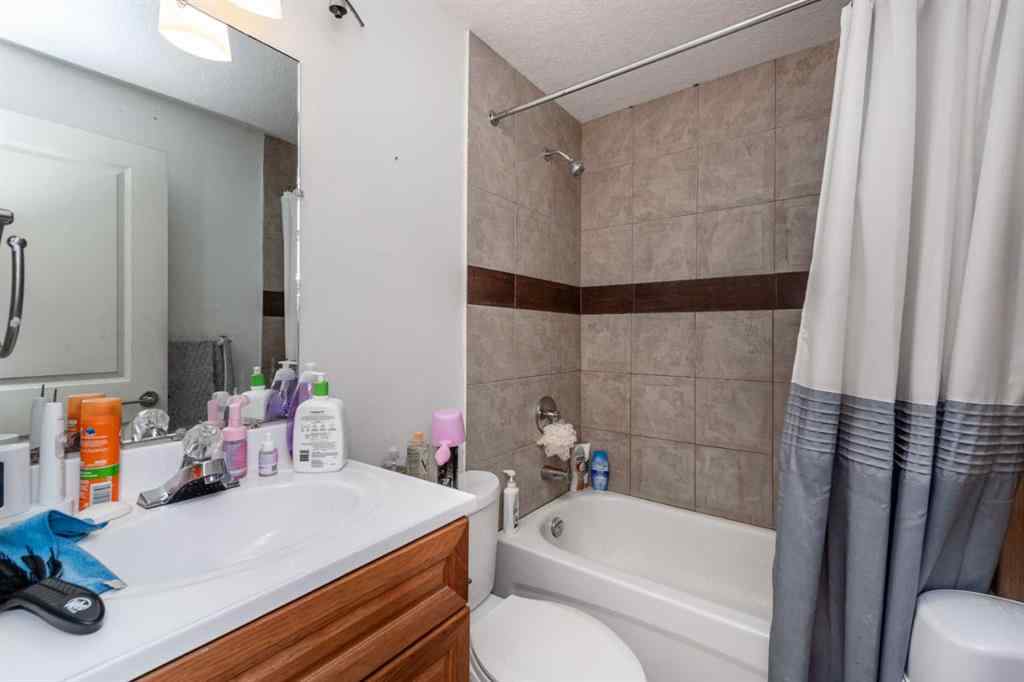MLS® A2258839 - 148 Martin Crossing Crescent NE in Martindale Calgary, Residential