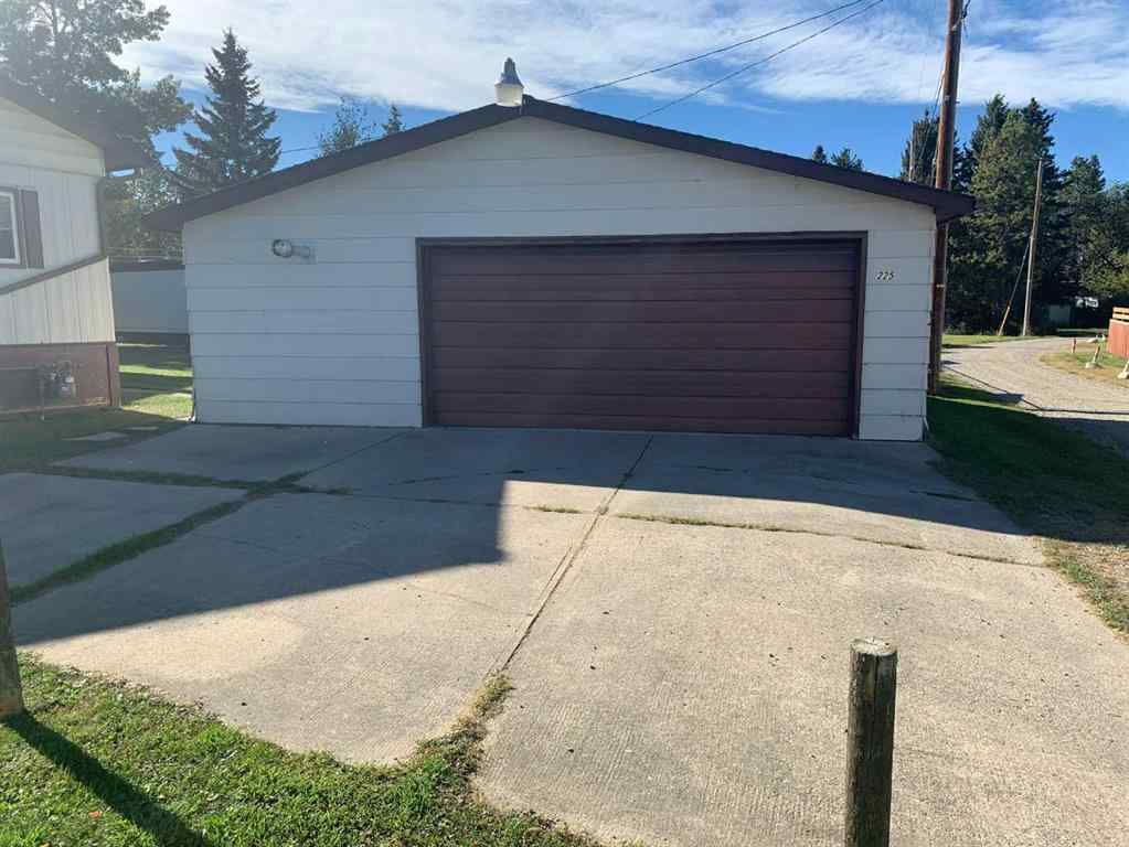 MLS® A2258843 - 225 4 street Street NW in NONE Sundre, Residential