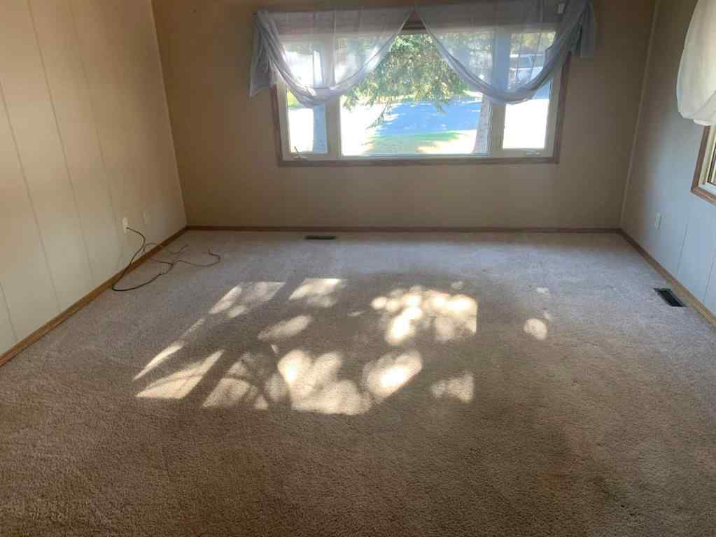 MLS® A2258843 - 225 4 street Street NW in NONE Sundre, Residential