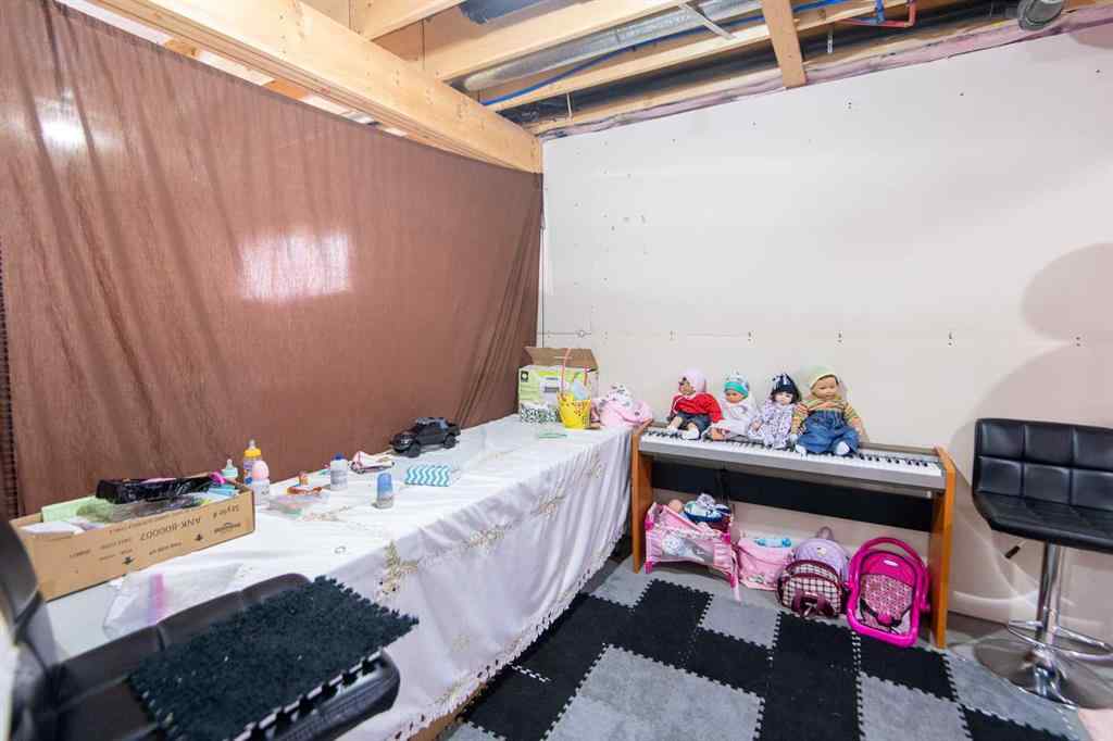 MLS® A2258844 - 10410 105 Avenue  in NONE La Crete, Residential