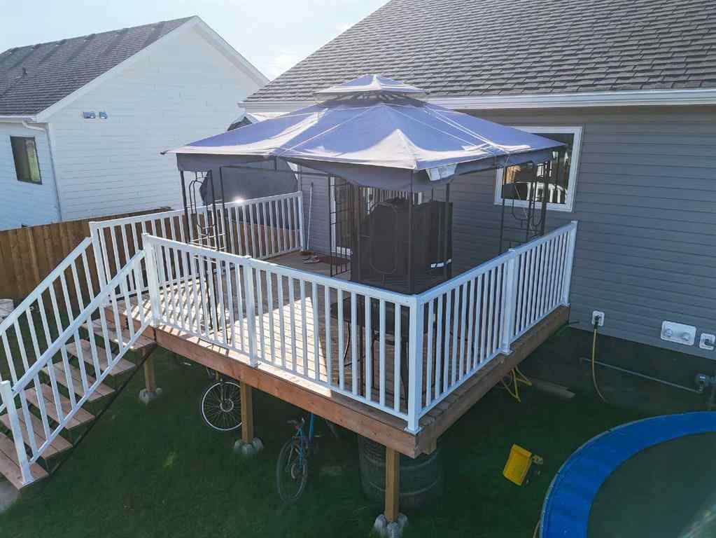 MLS® A2258844 - 10410 105 Avenue  in NONE La Crete, Residential