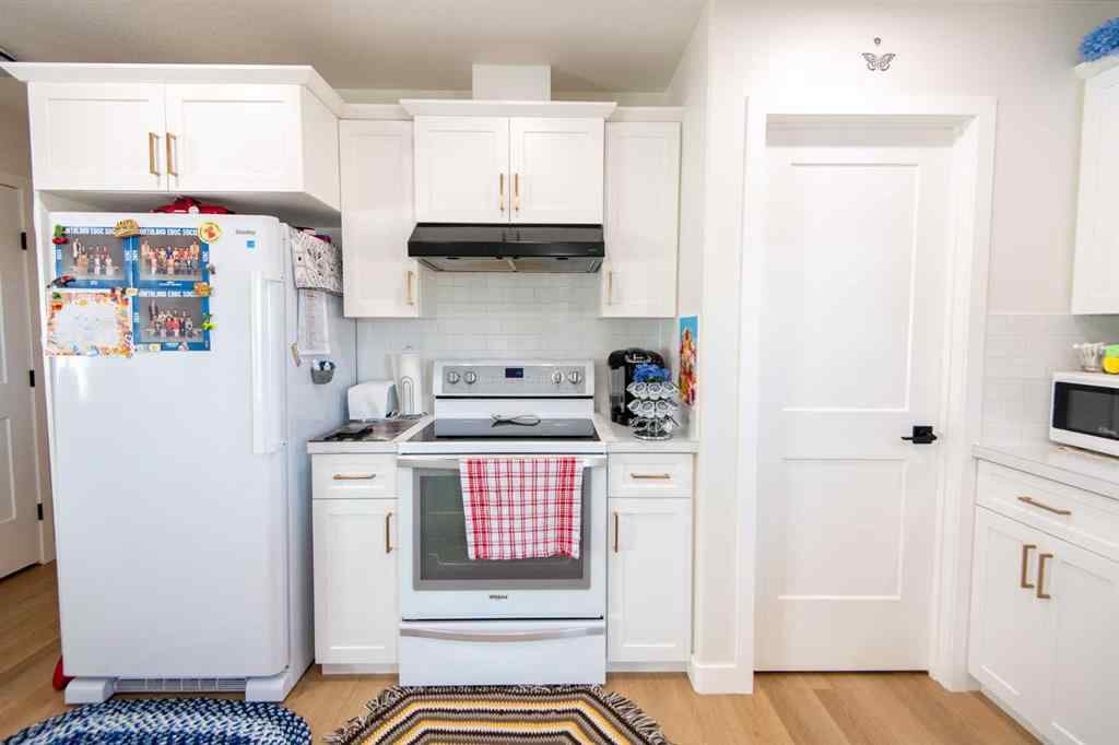 MLS® A2258844 - 10410 105 Avenue  in NONE La Crete, Residential