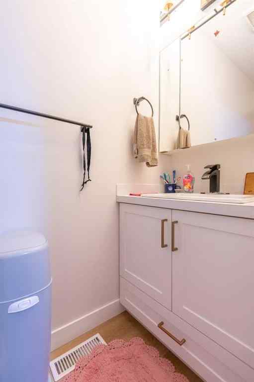 MLS® A2258844 - 10410 105 Avenue  in NONE La Crete, Residential