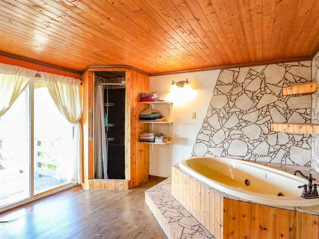 MLS® A2258859 - 41172 RR 17-3   in NONE Rural Stettler No. 6, County of, Residential