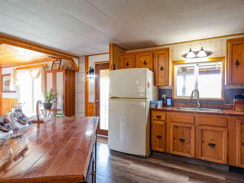 MLS® A2258859 - 41172 RR 17-3   in NONE Rural Stettler No. 6, County of, Residential