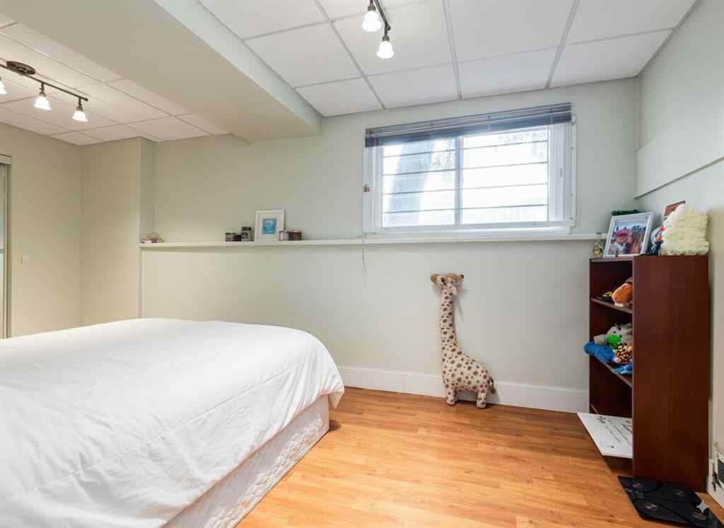 MLS® A2258861 - Unit #3 123 13 Avenue NE in Crescent Heights Calgary, Residential