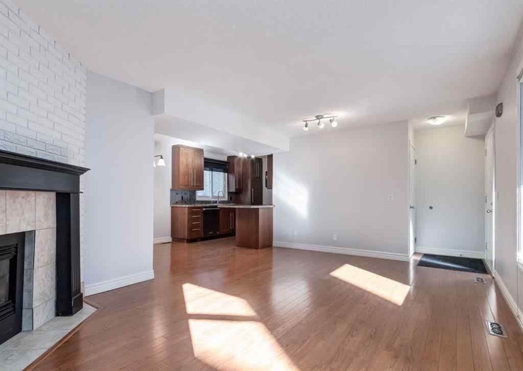 MLS® A2258861 - Unit #3 123 13 Avenue NE in Crescent Heights Calgary, Residential