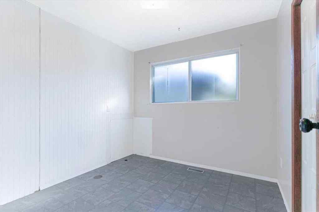 MLS® A2258866 - 123 7 Avenue SW in NONE High River, Residential