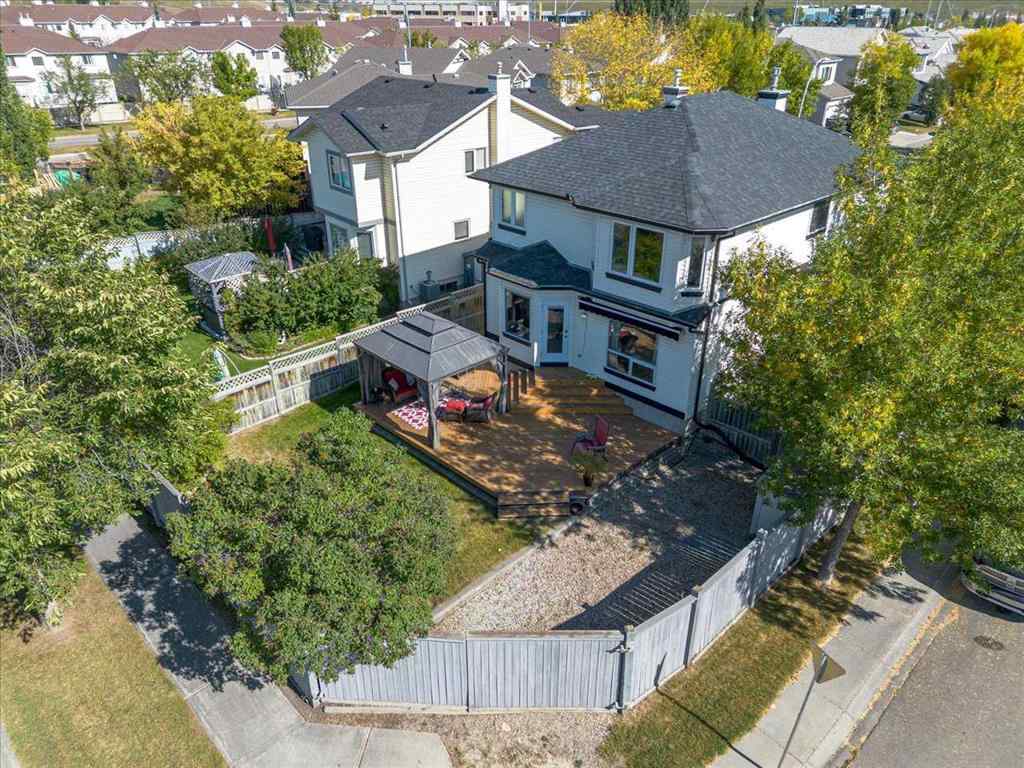 MLS® A2258869 - 10 Douglas Glen Crescent SE in Douglasdale/Glen Calgary, Residential