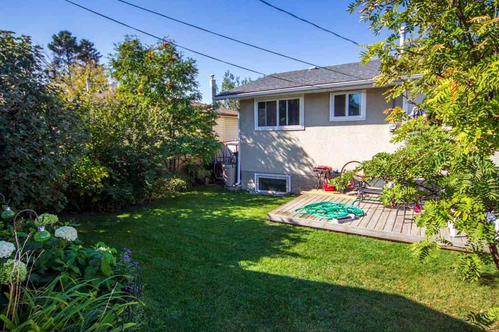 MLS® A2258870 - 1251 Penedo Crescent SE in Penbrooke Meadows Calgary, Residential