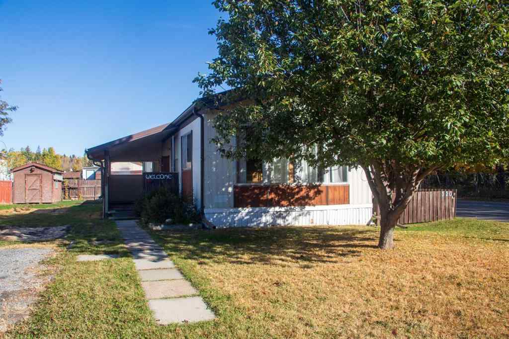 MLS® A2258880 - 320 4 Street NW in NONE Sundre, Residential