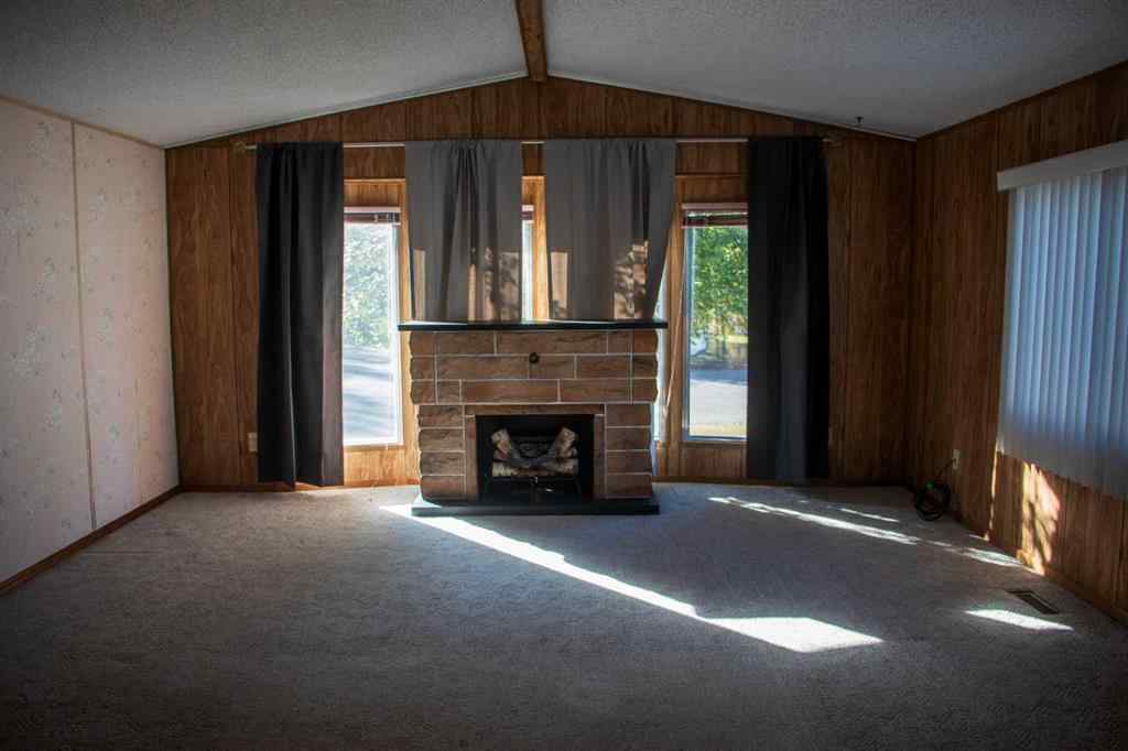 MLS® A2258880 - 320 4 Street NW in NONE Sundre, Residential