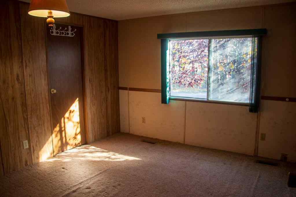 MLS® A2258880 - 320 4 Street NW in NONE Sundre, Residential