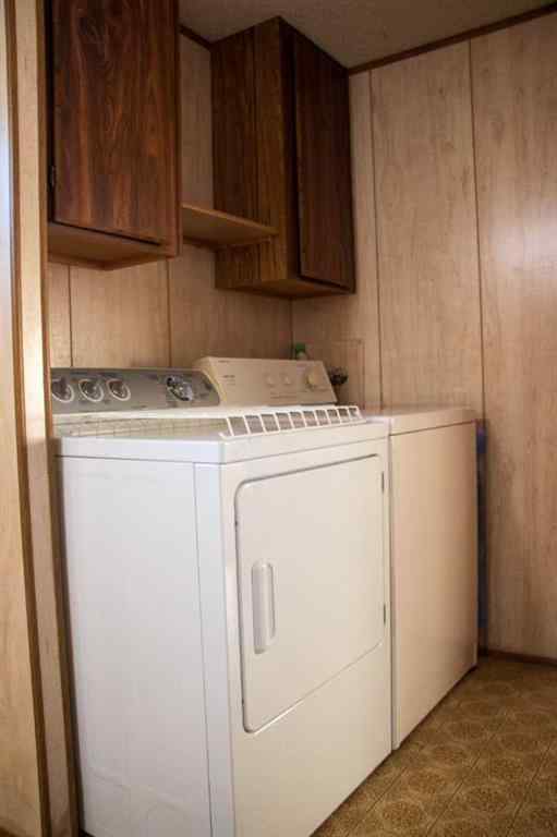 MLS® A2258880 - 320 4 Street NW in NONE Sundre, Residential