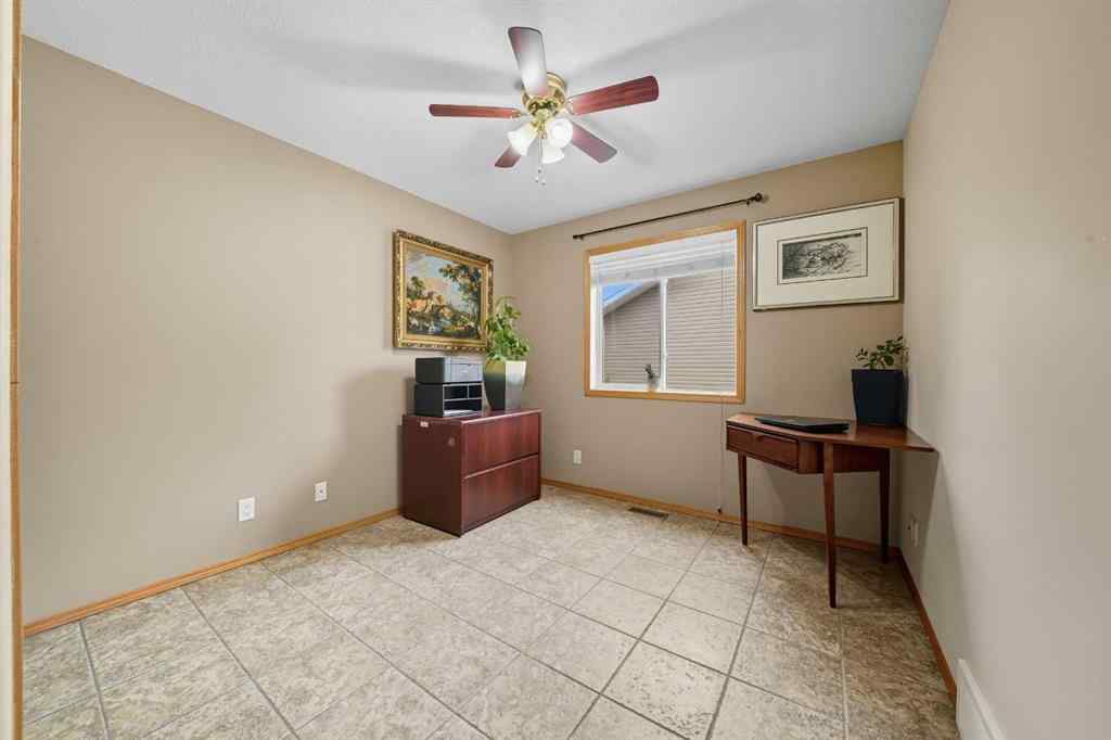 MLS® A2258882 - 5409 44A Street Close  in Westpark Meadows Innisfail, Residential