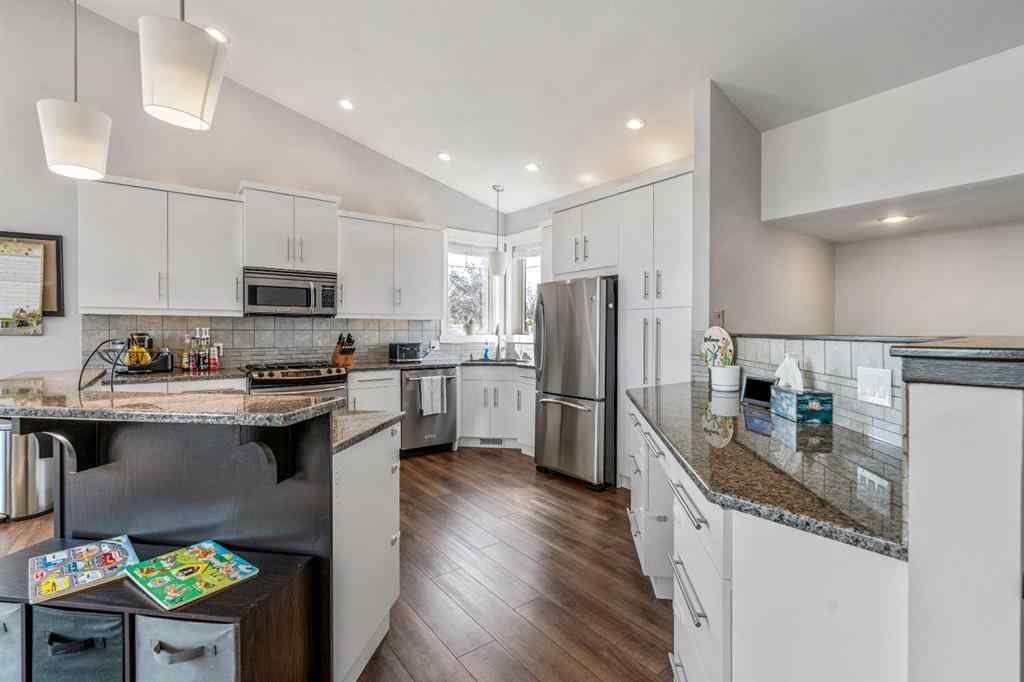 MLS® A2258883 - 3115 22 Street E in NONE Coaldale, Residential